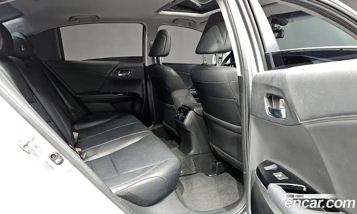 Honda Accord 2017 2.4 Автомат в Москве № 232880, фото 11