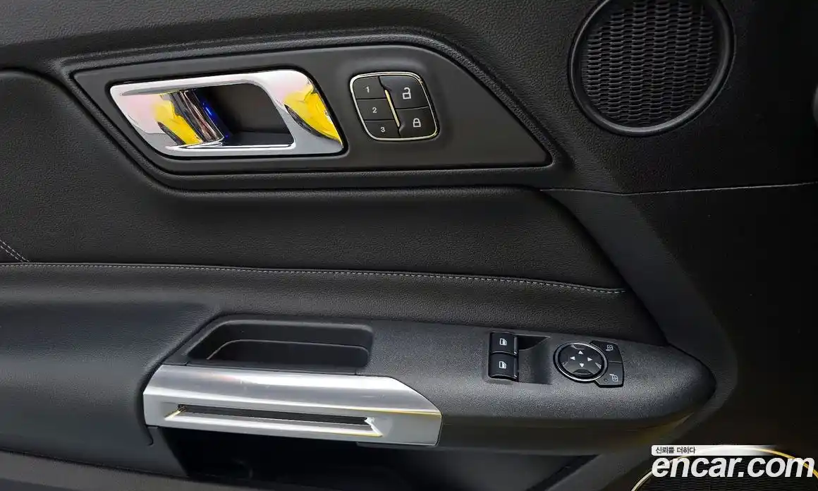 Ford Mustang 2017 2.3 Автомат в Москве № 233079, фото 16