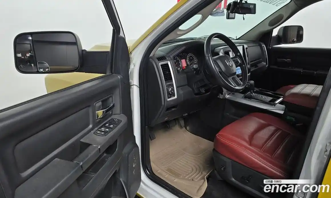 Dodge Ram Pick Up 2012 5.7 Автомат в Москве № 233572, фото 11