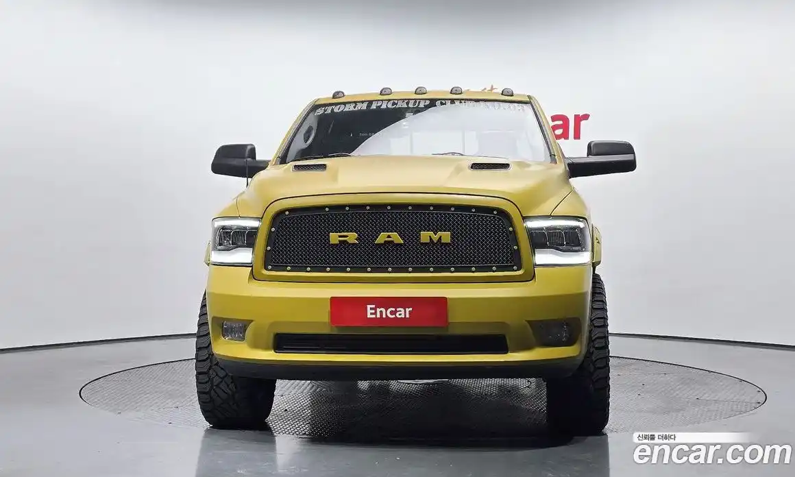 Dodge Ram Pick Up 2012 5.7 Автомат в Москве № 233572, фото 3