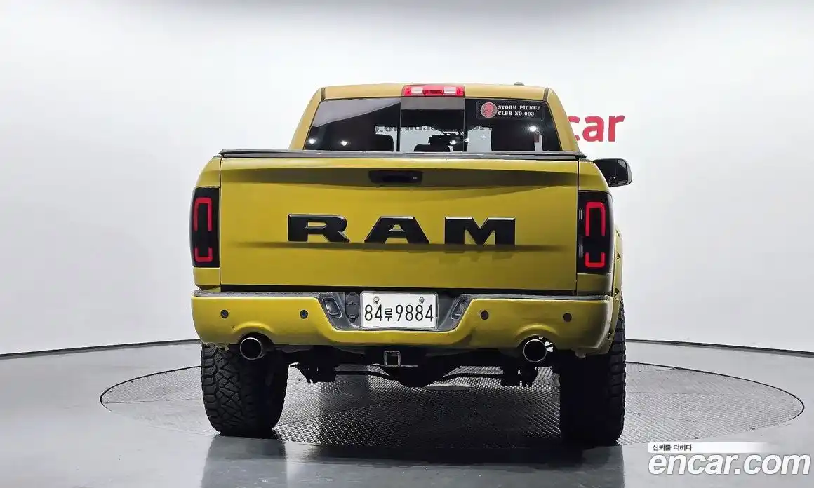 Dodge Ram Pick Up 2012 5.7 Автомат в Москве № 233572, фото 4