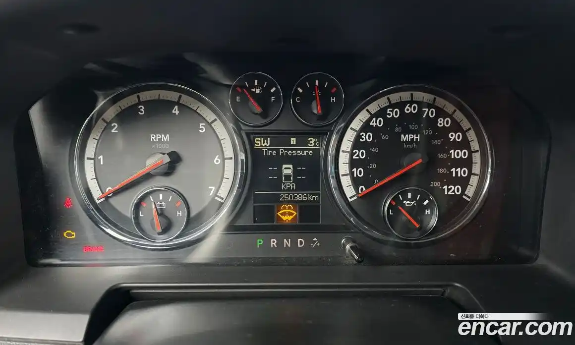 Dodge Ram Pick Up 2012 5.7 Автомат в Москве № 233572, фото 8