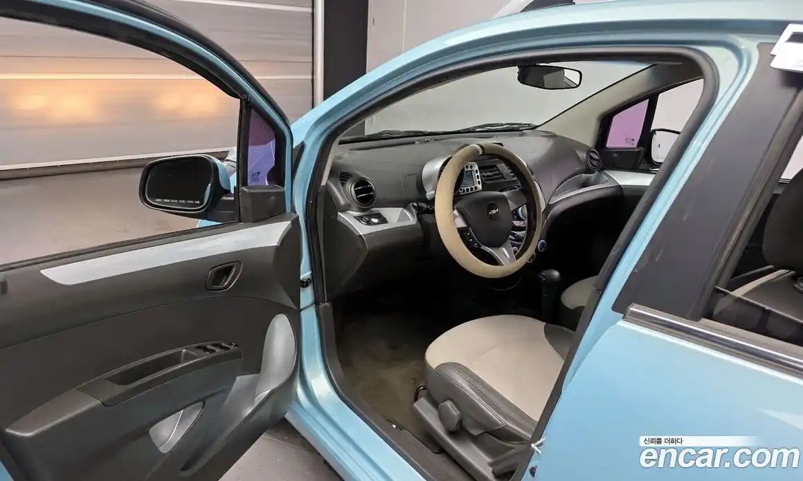 Chevrolet Spark 2012 1.0 Автомат в Москве № 239457, фото 1