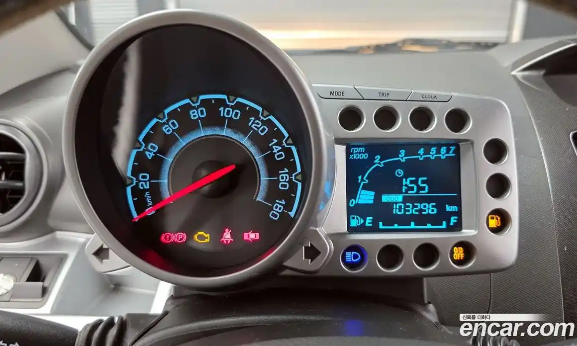 Chevrolet Spark 2012 1.0 Автомат в Москве № 239457, фото 17