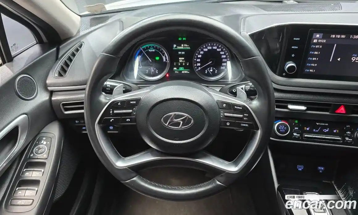 Hyundai Sonata 2022 2.0 Автомат в Москве № 247485, фото 20
