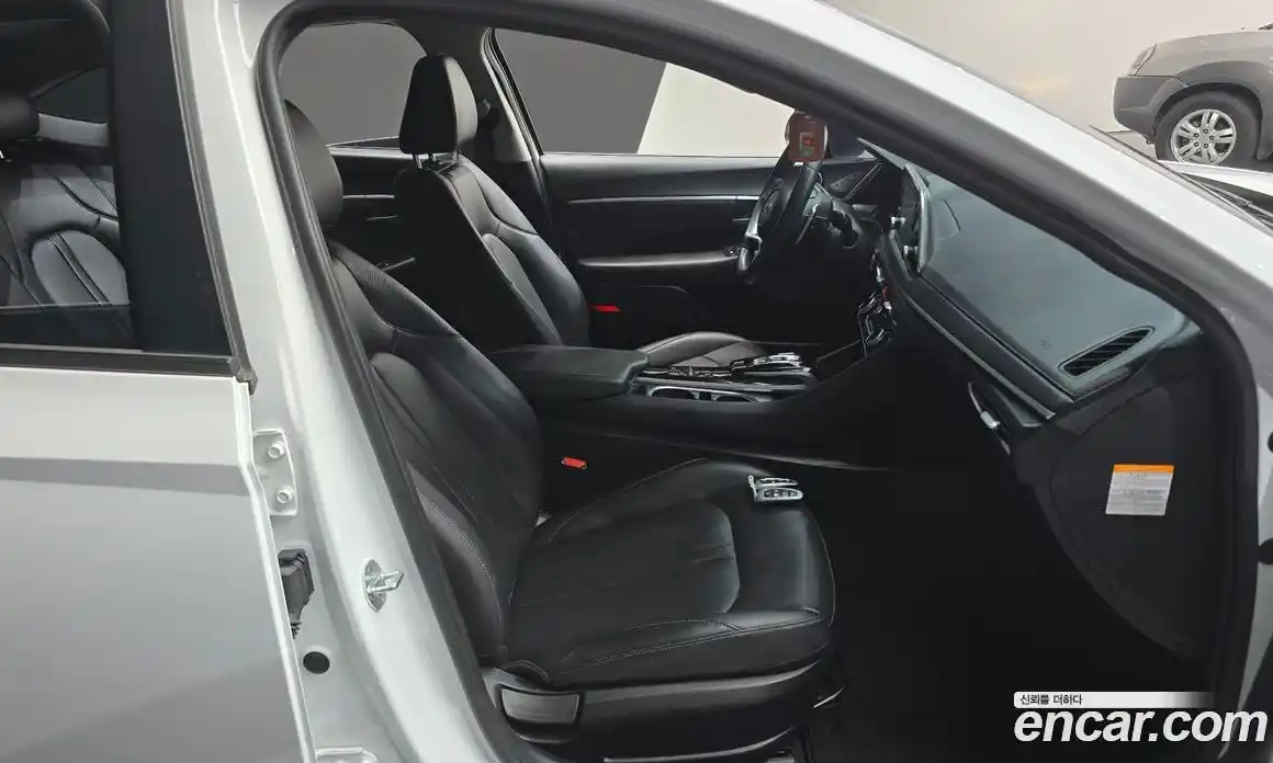 Hyundai Sonata 2022 2.0 Автомат в Москве № 247485, фото 6