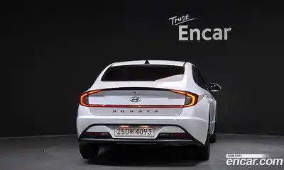 Hyundai Sonata 2022 2.0 Автомат в Москве № 247485, миниатюра 9