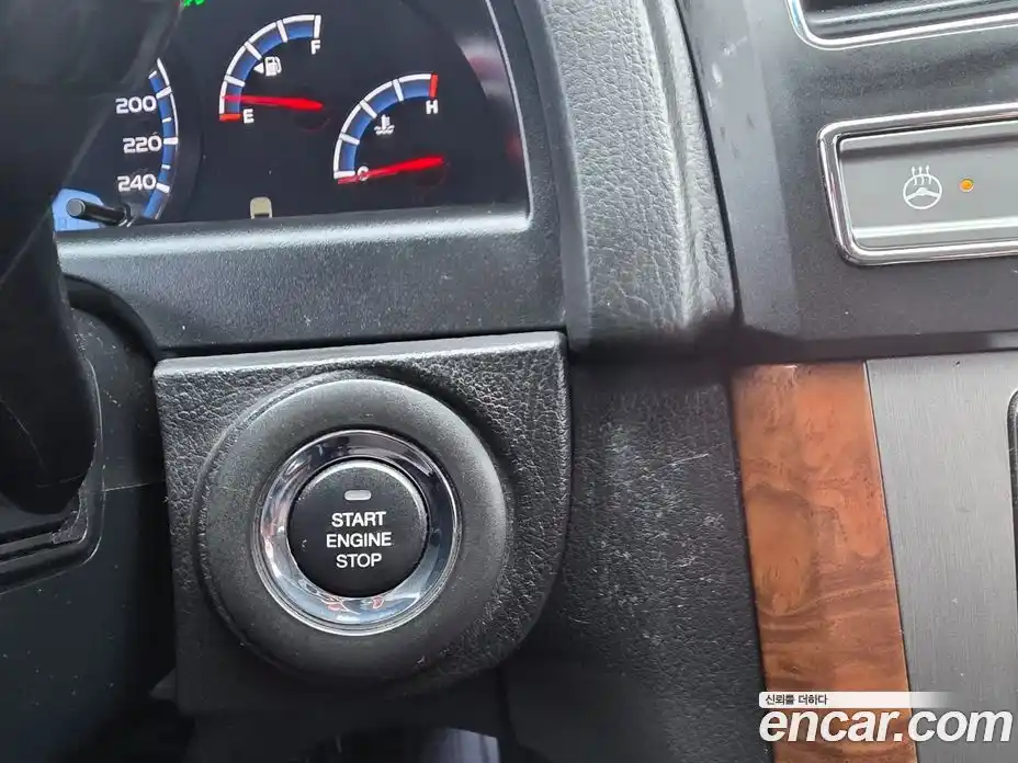 SsangYong Rexton 2017 2.2 Автомат в Москве № 24939, фото 14