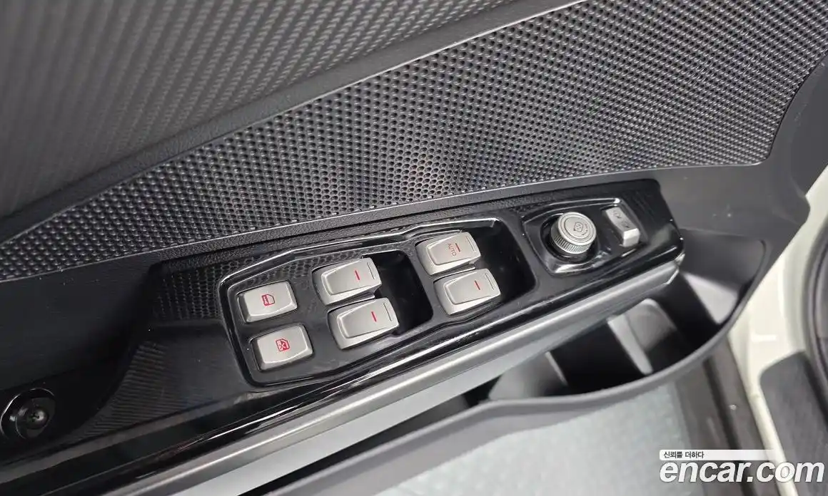 SsangYong TIBOLI 2019 1.6 Автомат в Москве № 25286, фото 8