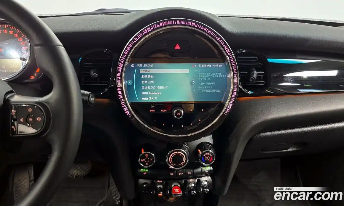 Mini Cooper 2023 1.5 Автомат в Москве № 253330, фото 8