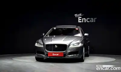 Jaguar XF 2017 2.0 Автомат в Москве № 256074, миниатюра 3
