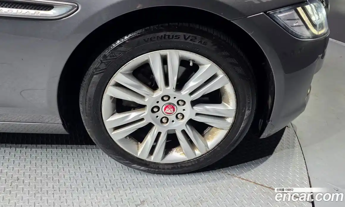 Jaguar XF 2017 2.0 Автомат в Москве № 256074, фото 5