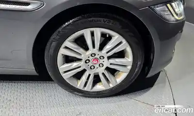 Jaguar XF 2017 2.0 Автомат в Москве № 256074, миниатюра 5