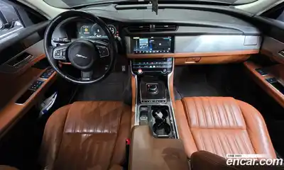 Jaguar XF 2017 2.0 Автомат в Москве № 256074, миниатюра 7
