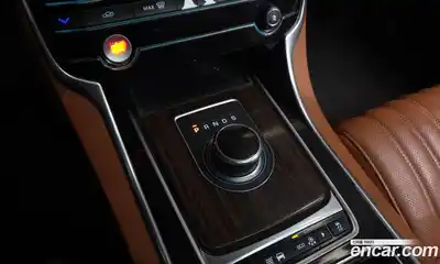 Jaguar XF 2017 2.0 Автомат в Москве № 256074, миниатюра 9