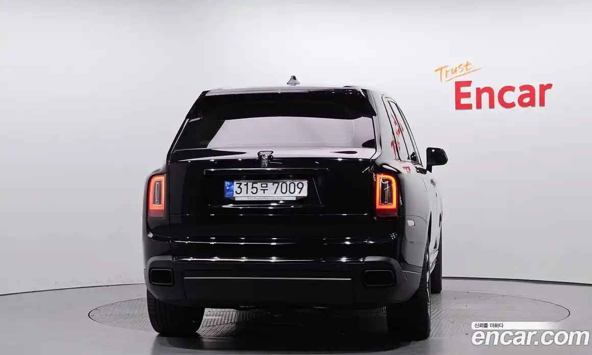 Rolls-Royce Cullinan 2022 6.7 Автомат в Москве № 256698, фото 4