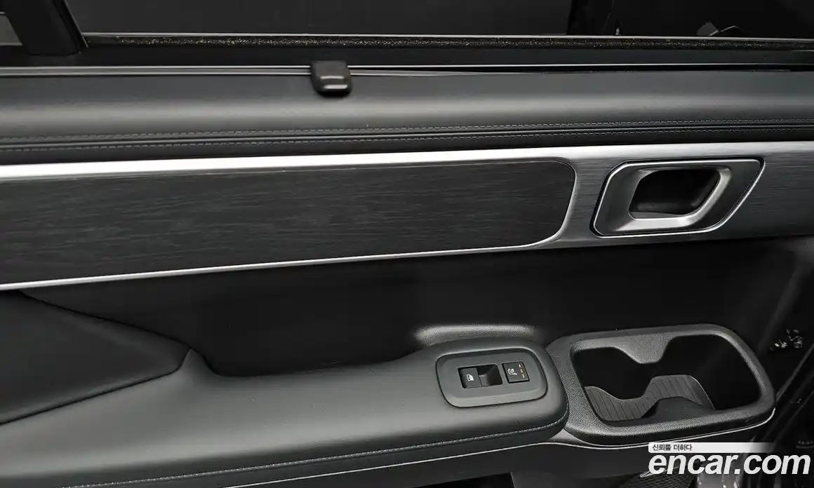 Hyundai Santa Fe 2024 1.6 Автомат в Москве № 267006, фото 14