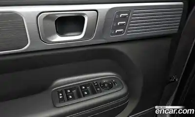 Hyundai Santa Fe 2024 1.6 Автомат в Москве № 267006, миниатюра 6