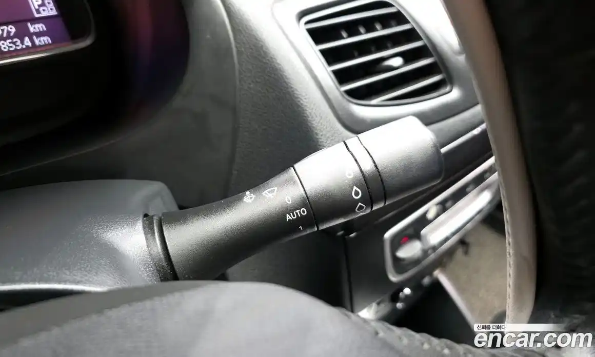 Renault SM3 2015 1.6 Автомат в Москве № 276044, фото 16