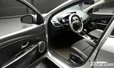 Renault SM3 2015 1.6 Автомат в Москве № 276044, миниатюра 7