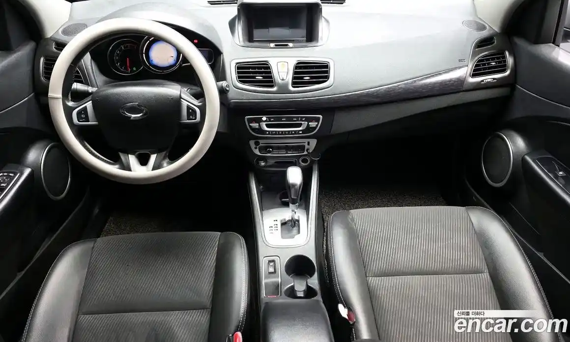 Renault SM3 2015 1.6 Автомат в Москве № 276044, фото 9