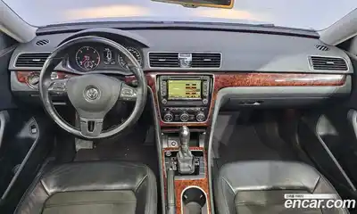 Volkswagen Passat 2013 2.0 Автомат в Москве № 277438, миниатюра 2
