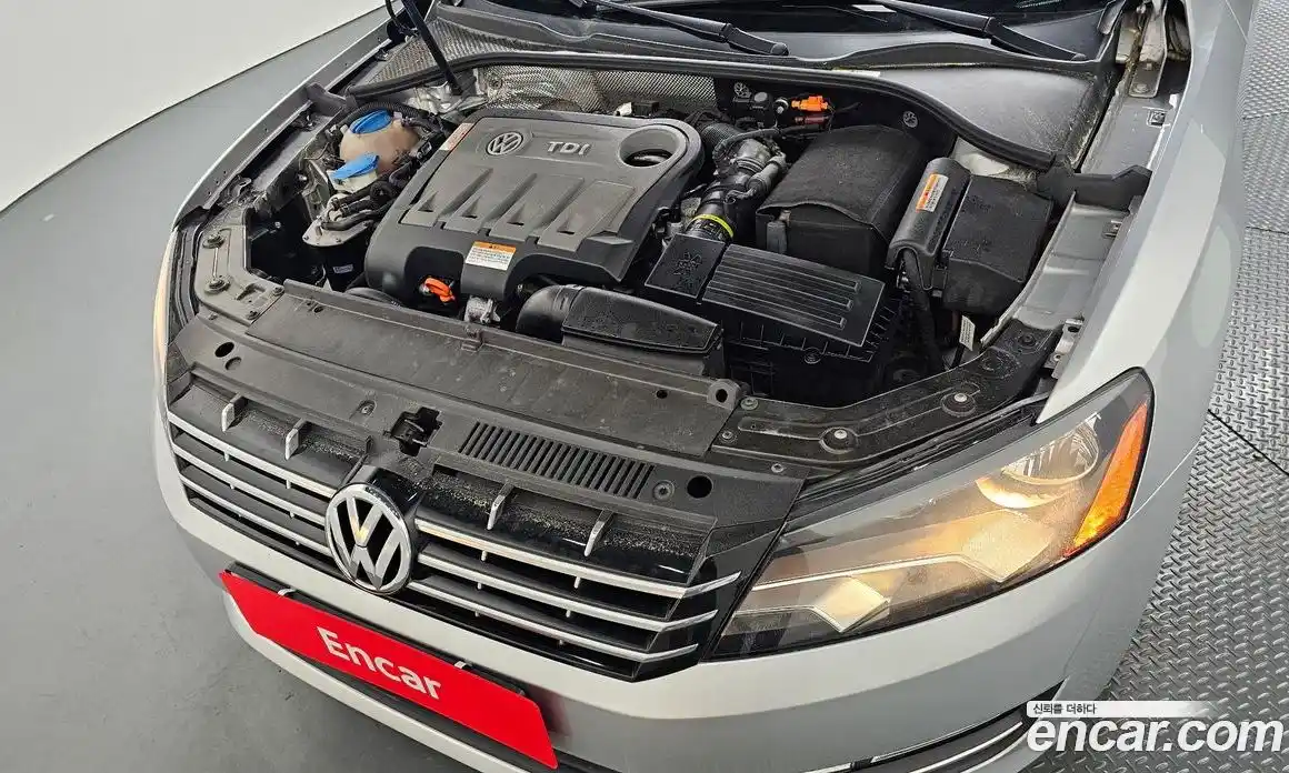 Volkswagen Passat 2013 2.0 Автомат в Москве № 277438, фото 8