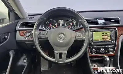 Volkswagen Passat 2013 2.0 Автомат в Москве № 277438, миниатюра 9