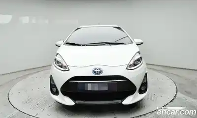 Toyota Prius 2019 1.5 Автомат в Москве № 279768, миниатюра 12
