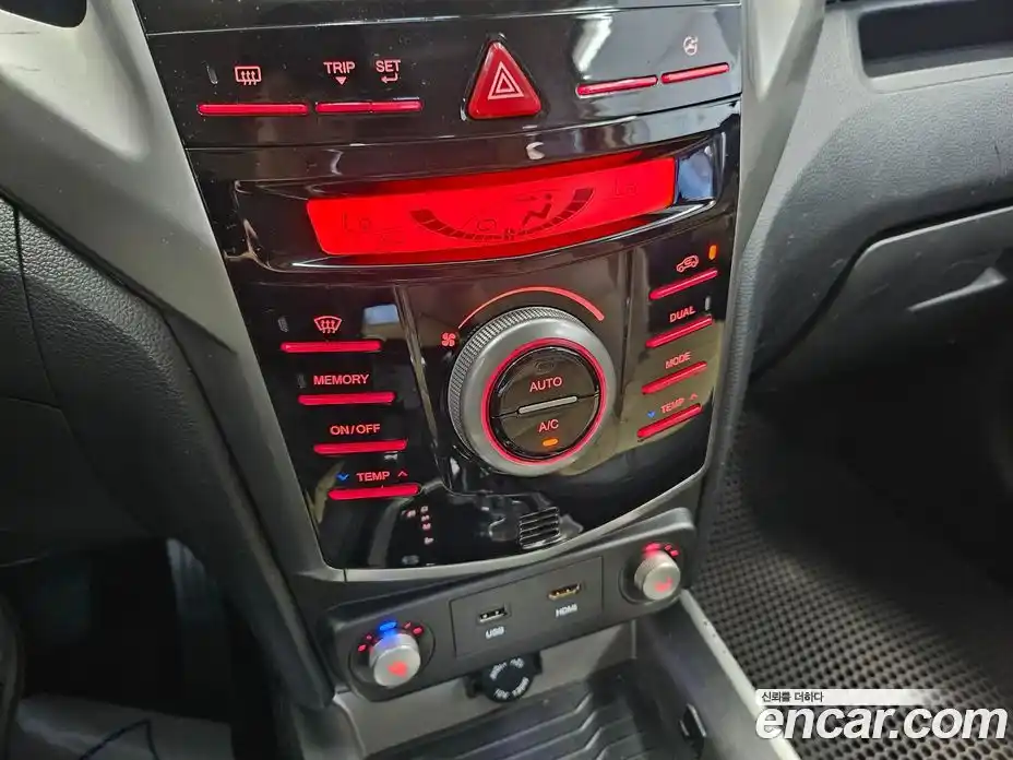 SsangYong TIBOLI 2016 1.6 Автомат в Москве № 28246, фото 13