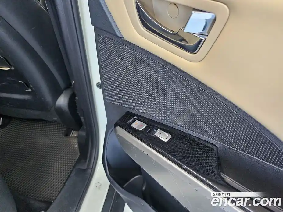 SsangYong TIBOLI 2016 1.6 Автомат в Москве № 28246, фото 17