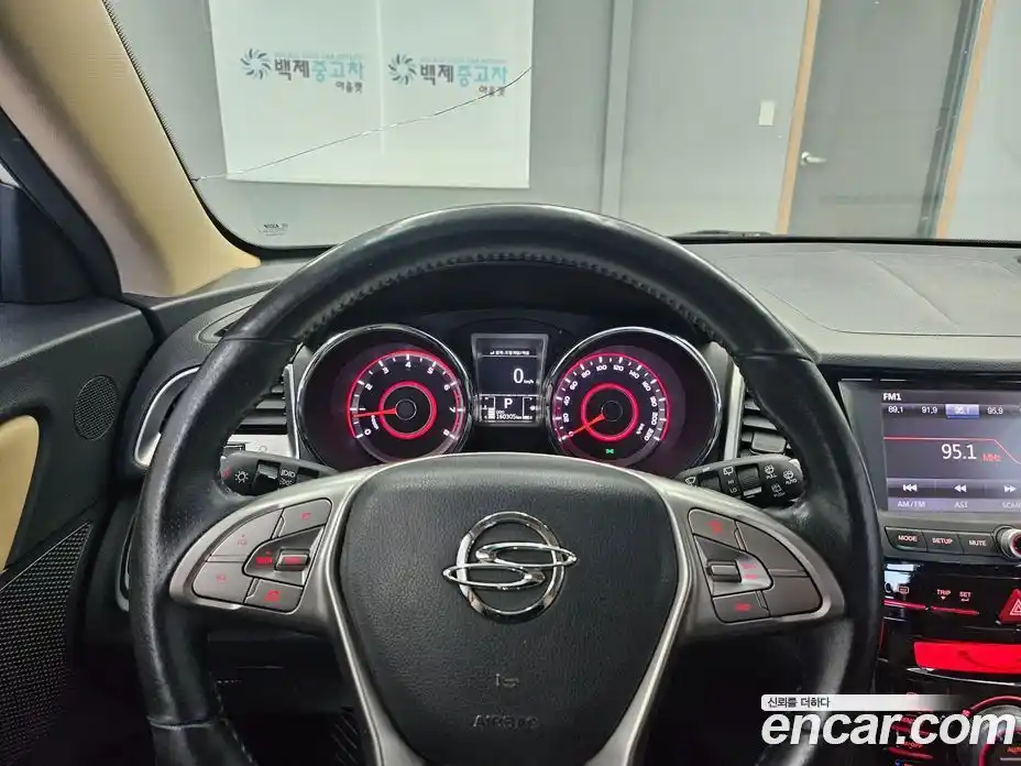 SsangYong TIBOLI 2016 1.6 Автомат в Москве № 28246, фото 9