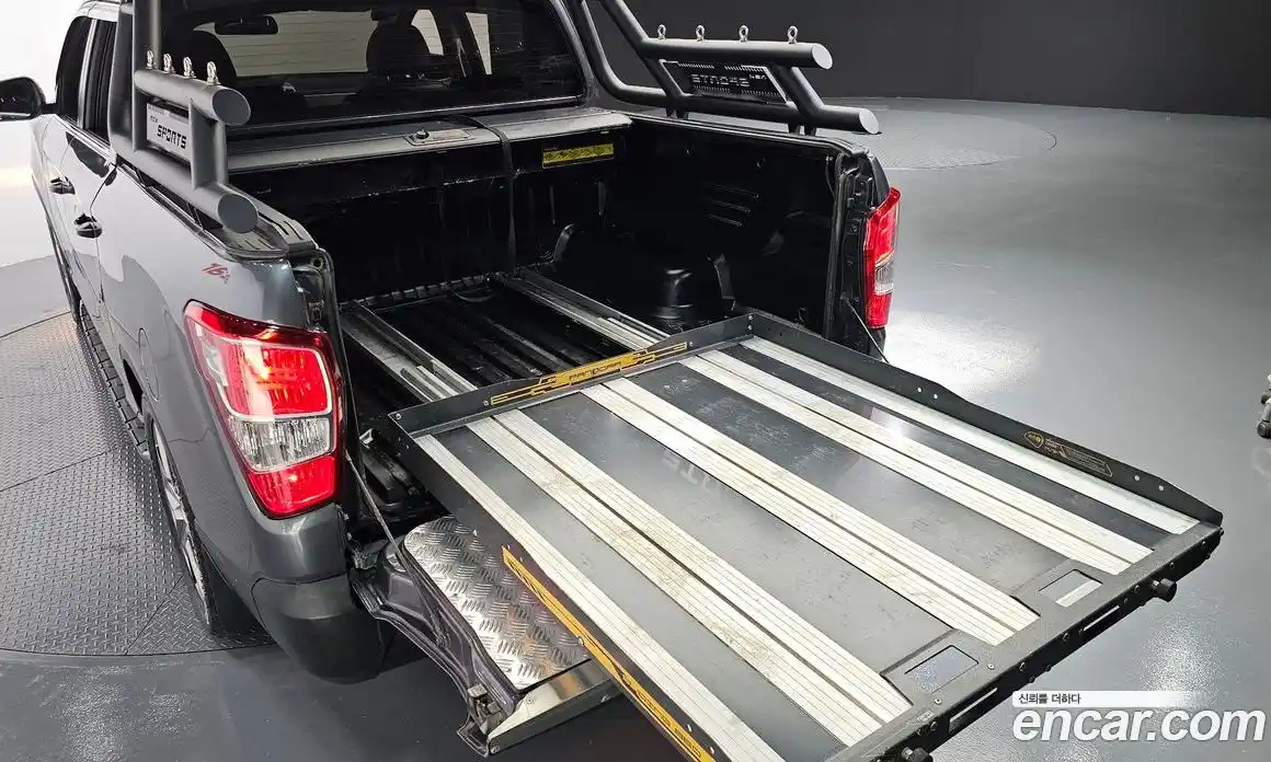 SsangYong Rexton 2018 2.2 Автомат в Москве № 28327, фото 18