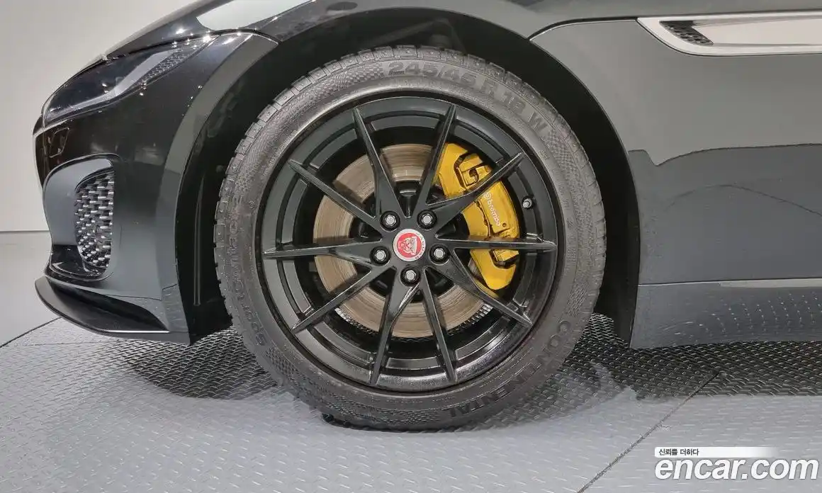 Jaguar F-Type 2023 2.0 Автомат в Москве № 283300, фото 13