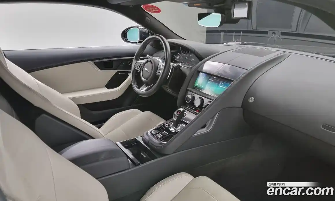 Jaguar F-Type 2023 2.0 Автомат в Москве № 283300, фото 17