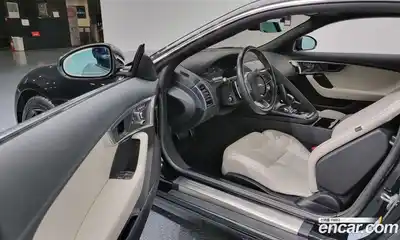 Jaguar F-Type 2023 2.0 Автомат в Москве № 283300, миниатюра 2