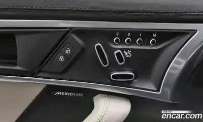 Jaguar F-Type 2023 2.0 Автомат в Москве № 283300, миниатюра 9