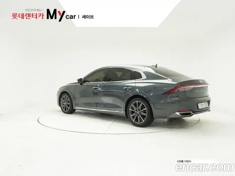 Hyundai Grandeur 2023 2.5 Автомат в Москве № 283463, фото 3