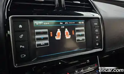 Jaguar XE 2016 2.0 Автомат в Москве № 283840, миниатюра 7