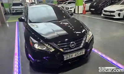 Nissan Altima 2018 2.5 Автомат в Москве № 284897, миниатюра 4