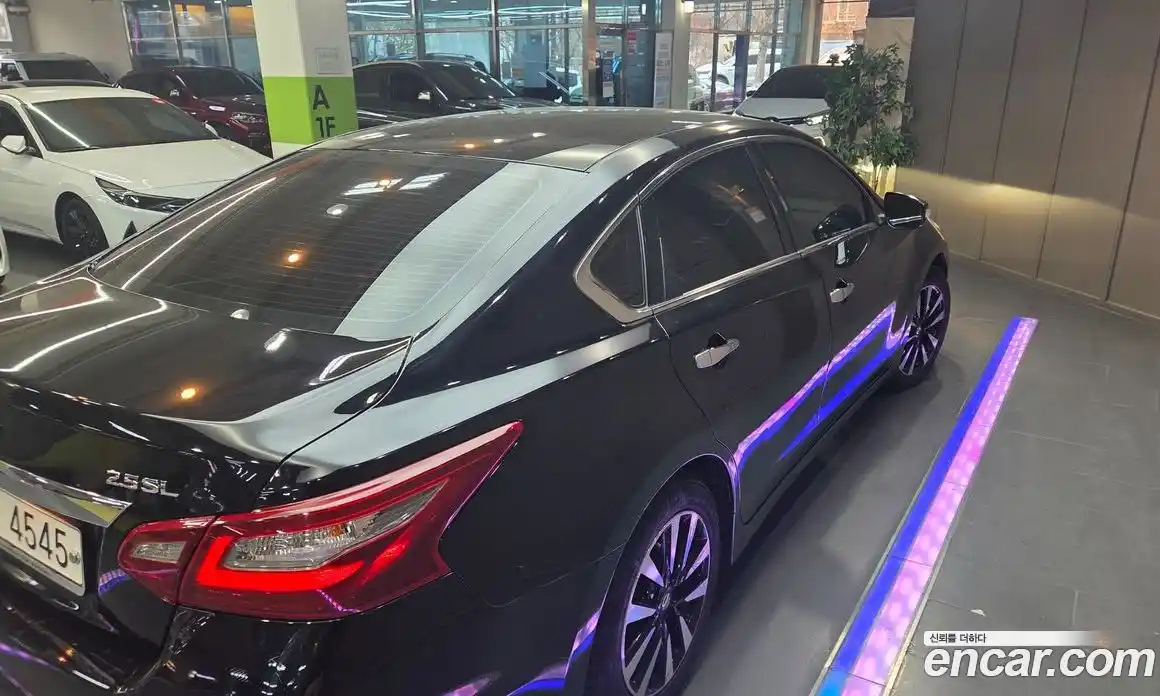 Nissan Altima 2018 2.5 Автомат в Москве № 284897, фото 7