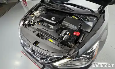Nissan Altima 2017 2.5 Автомат в Москве № 285053, миниатюра 10