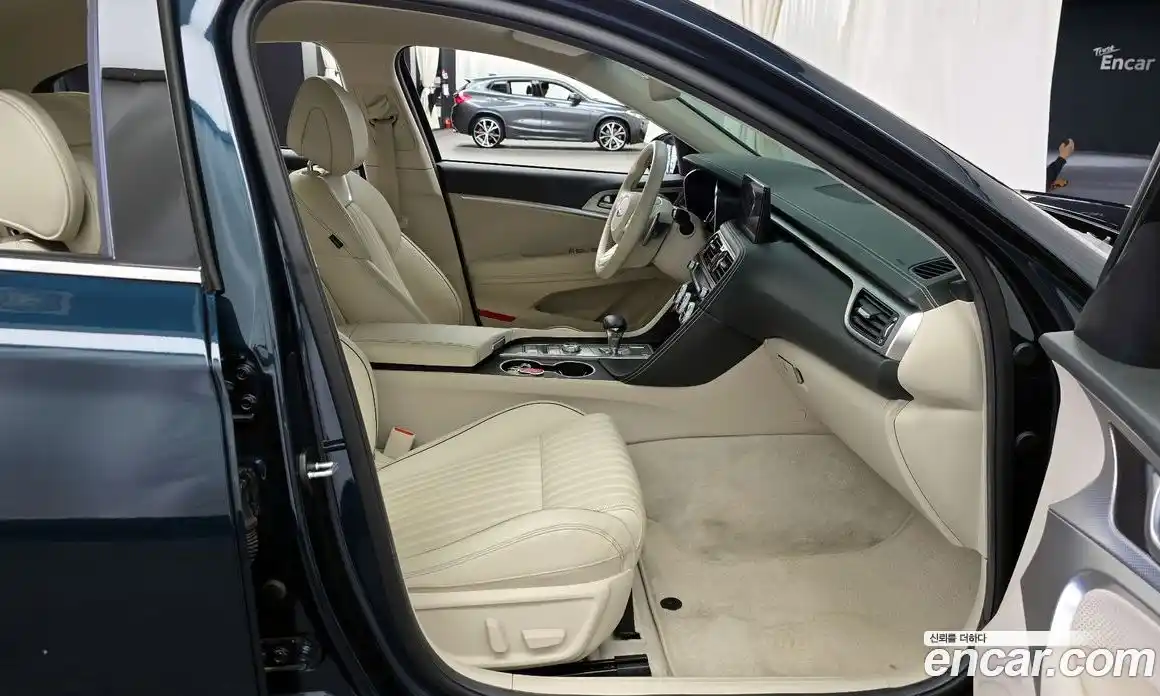 Genesis G70 2023 2.0 Автомат в Москве № 289010, фото 20