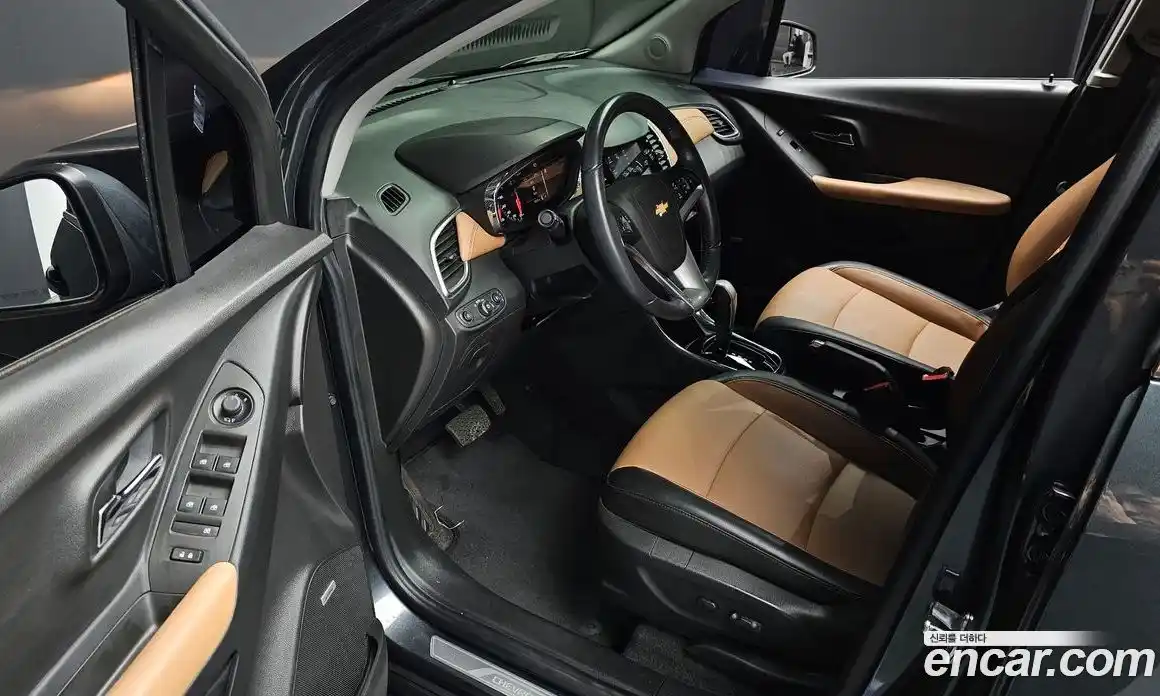 Chevrolet Trax 2017 1.4 Автомат в Москве № 296942, фото 19