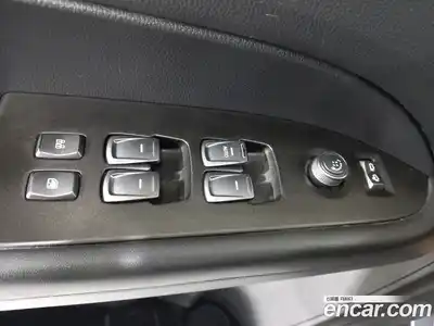 SsangYong Rexton 2019 2.2 Автомат в Москве № 311034, миниатюра 10