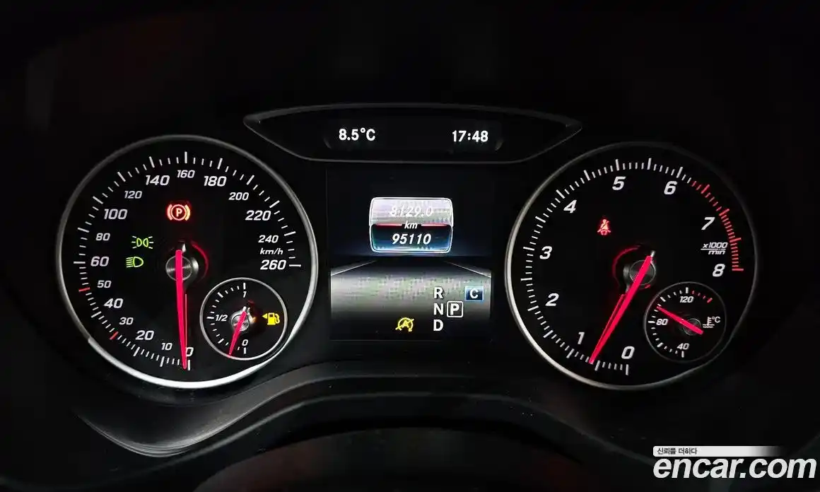 Mercedes-Benz A-Class 2017 1.6 Автомат в Москве № 311496, фото 14