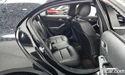 Mercedes-Benz A-Class 2017 1.6 Автомат в Москве № 311496, миниатюра 8