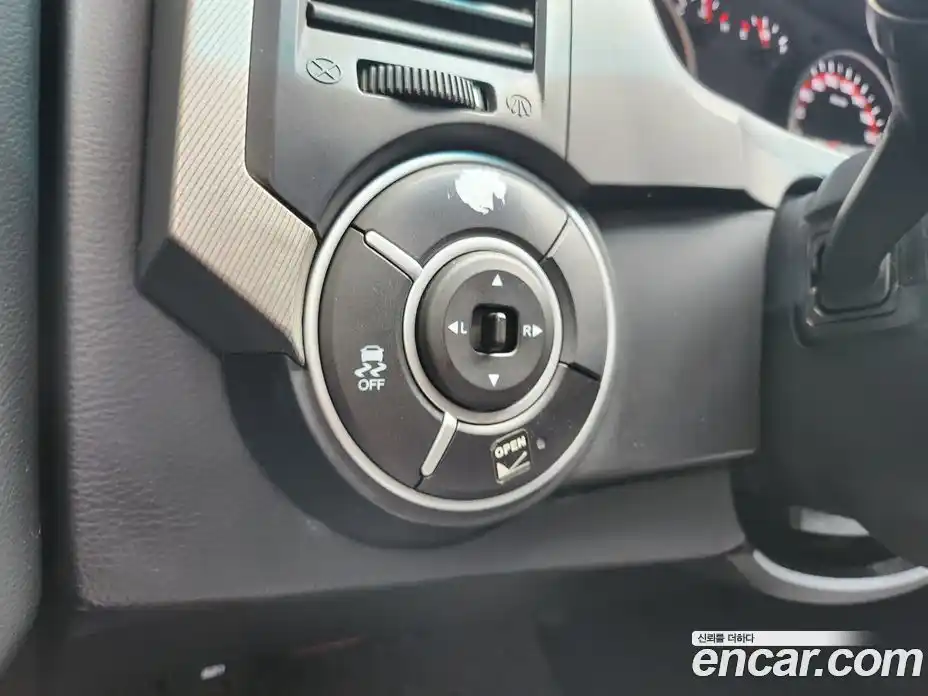 SsangYong Korando 2014 2.0 Автомат в Москве № 31815, фото 9