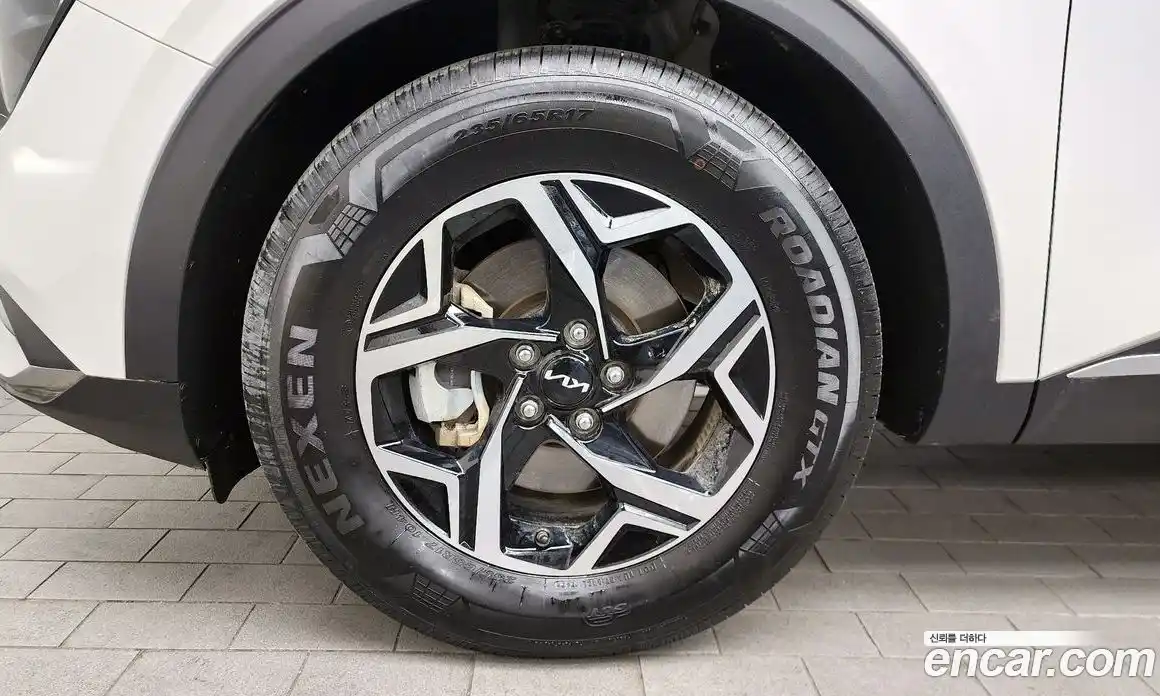 Kia Sportage 2024 1.6 Автомат в Москве № 320010, фото 16