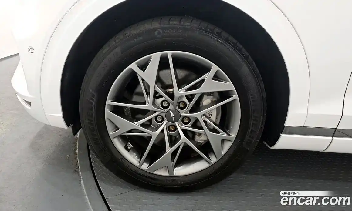 Genesis GV70 2023 2.5 Автомат в Москве № 322777, фото 11